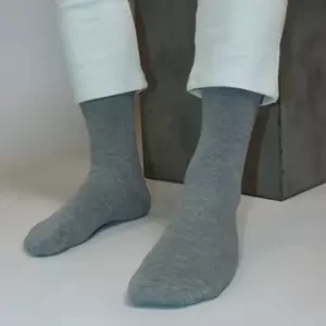 Grey Bamboo Socks on Floor Grå Luksus Bambus Strømper